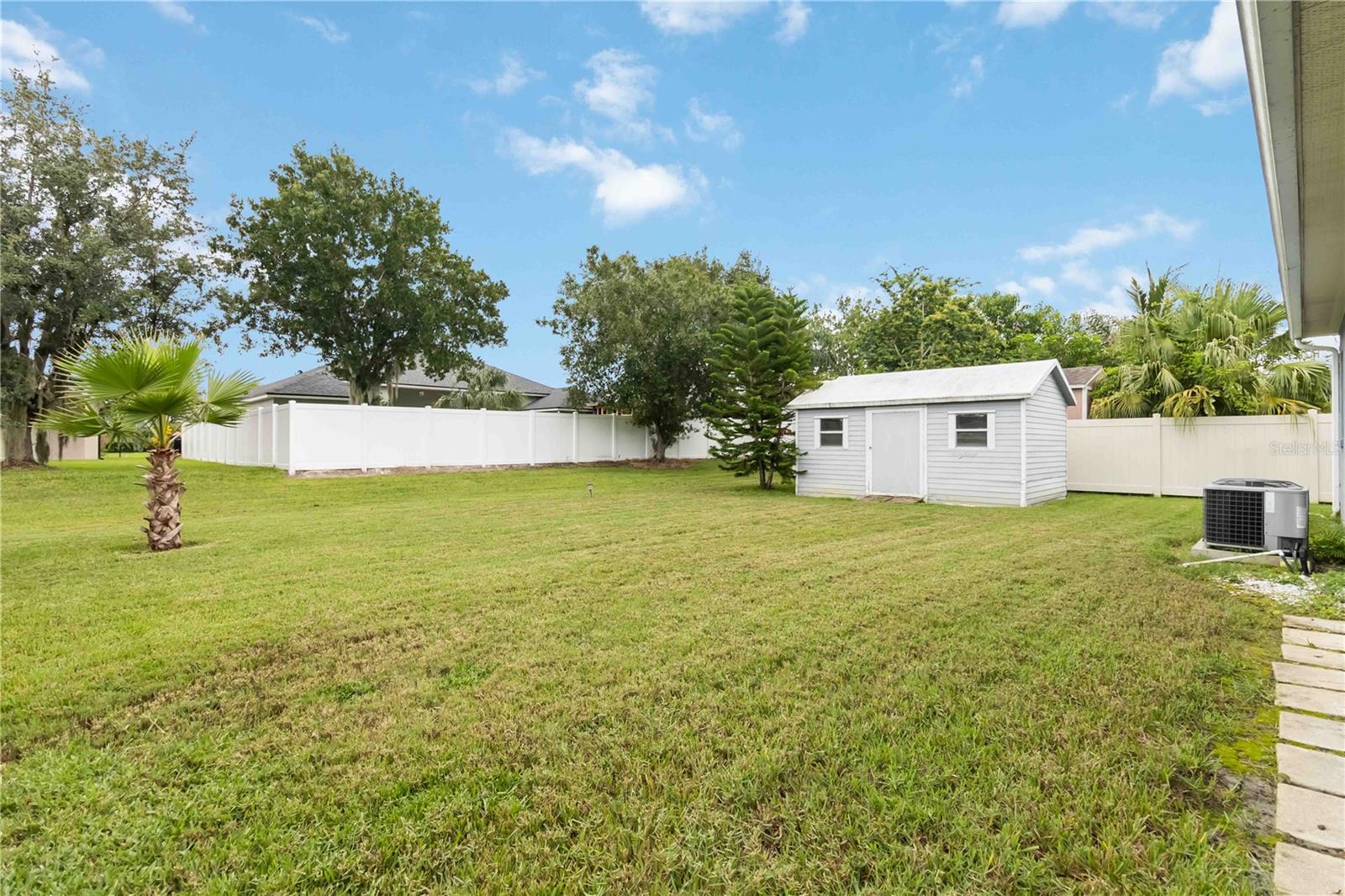 Image 27 of 45 For 1150 Creekview Court