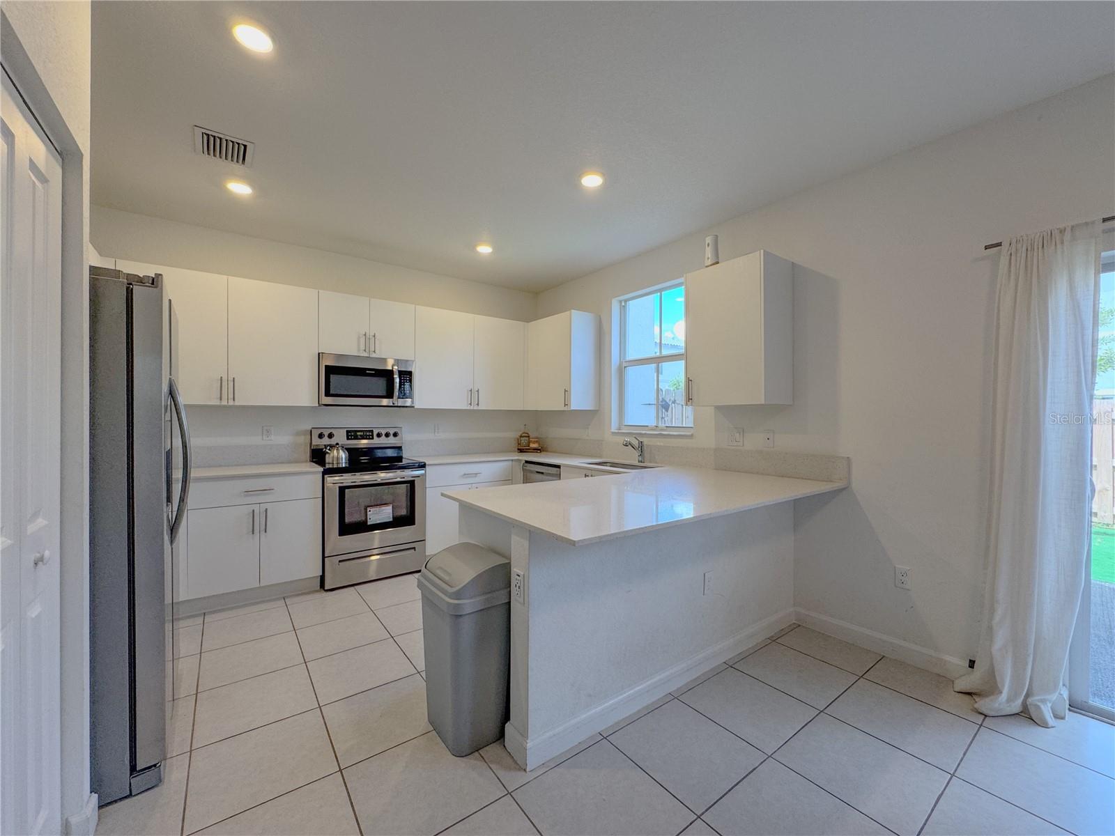 Image 10 of 22 For 11835 46th Street