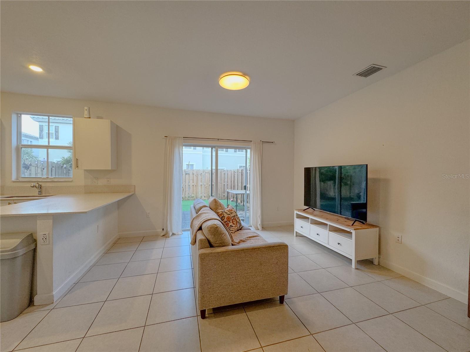Image 5 of 22 For 11835 46th Street