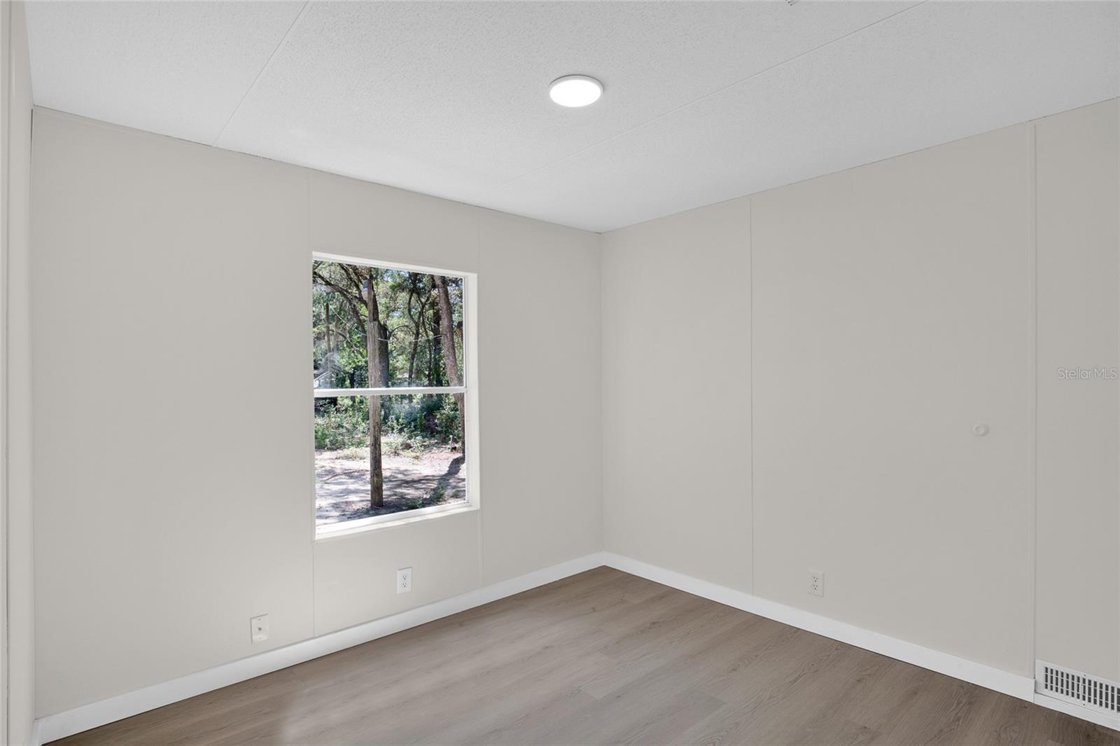 Image 23 of 45 For 3095 Possum Court