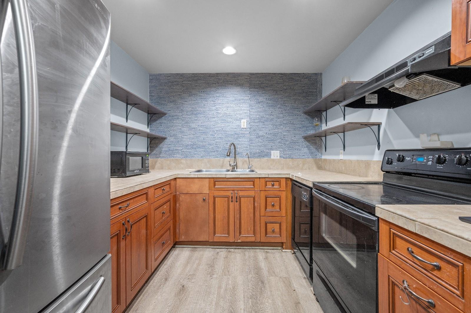 Image 10 of 29 For 14695 Pine Glen Circle