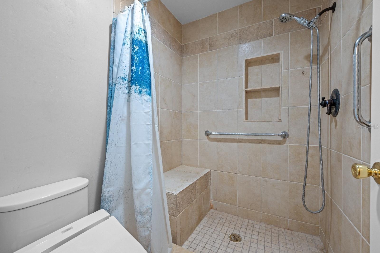 Image 16 of 29 For 14695 Pine Glen Circle