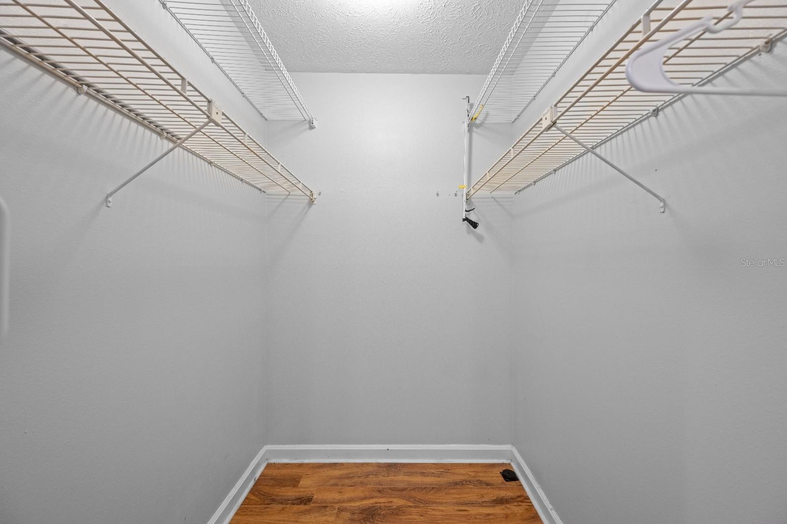 Image 17 of 29 For 14695 Pine Glen Circle