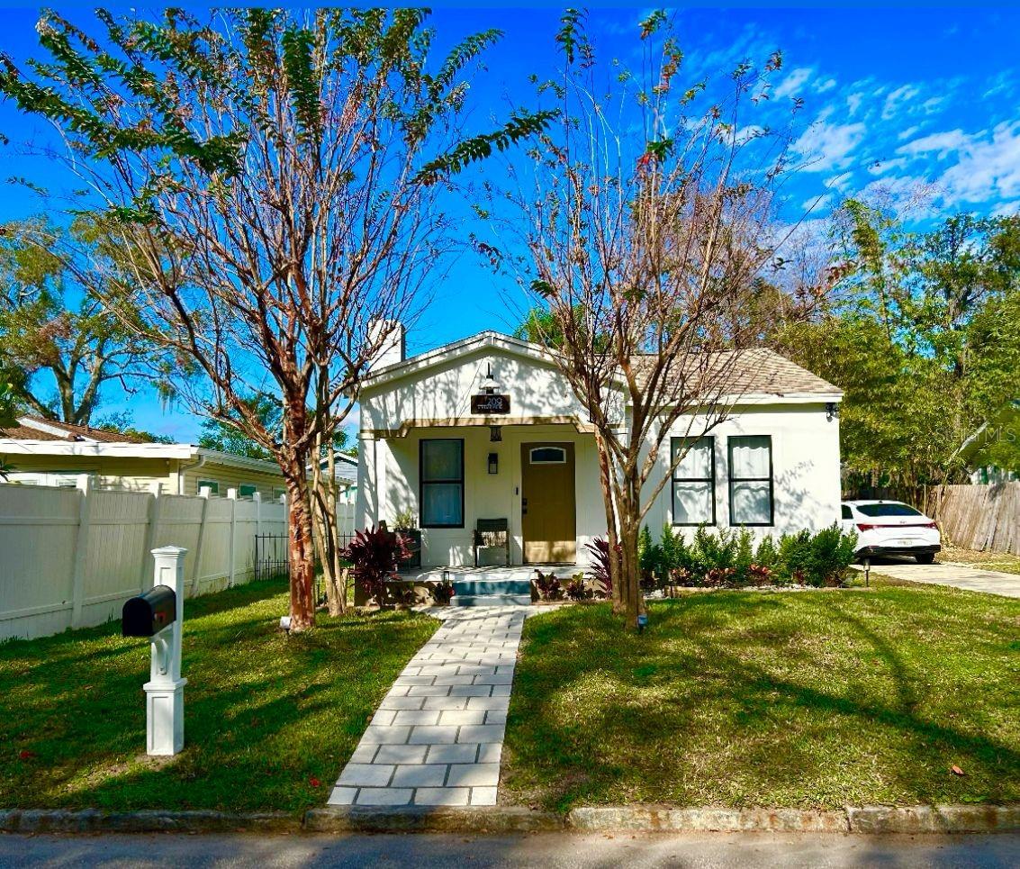 Details for 209 Idlewild Avenue, TAMPA, FL 33604