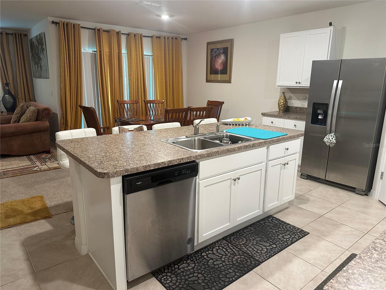 Image 3 of 19 For 303 Alencon Way