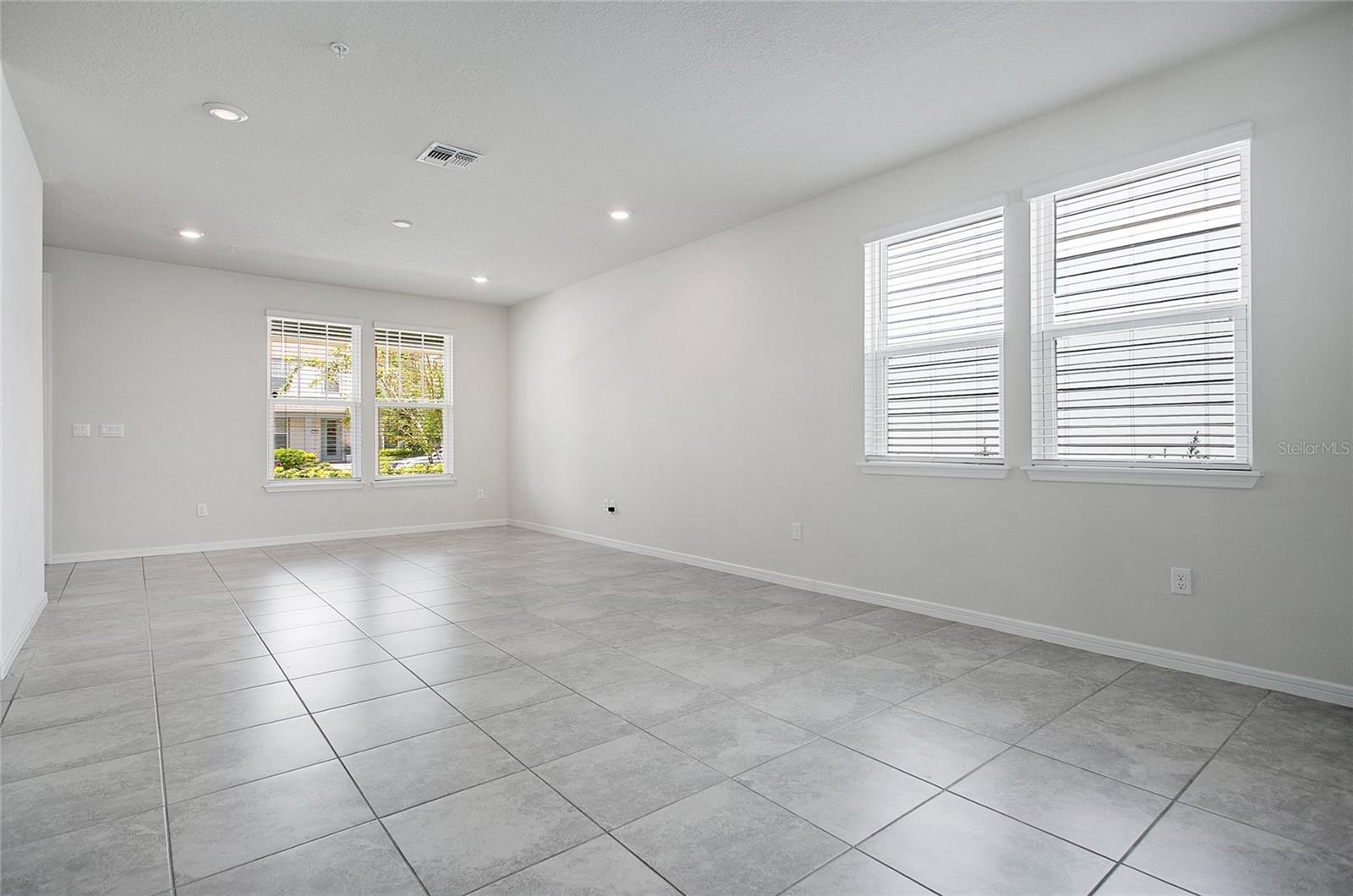 Image 15 of 48 For 14557 Orchid Island Drive