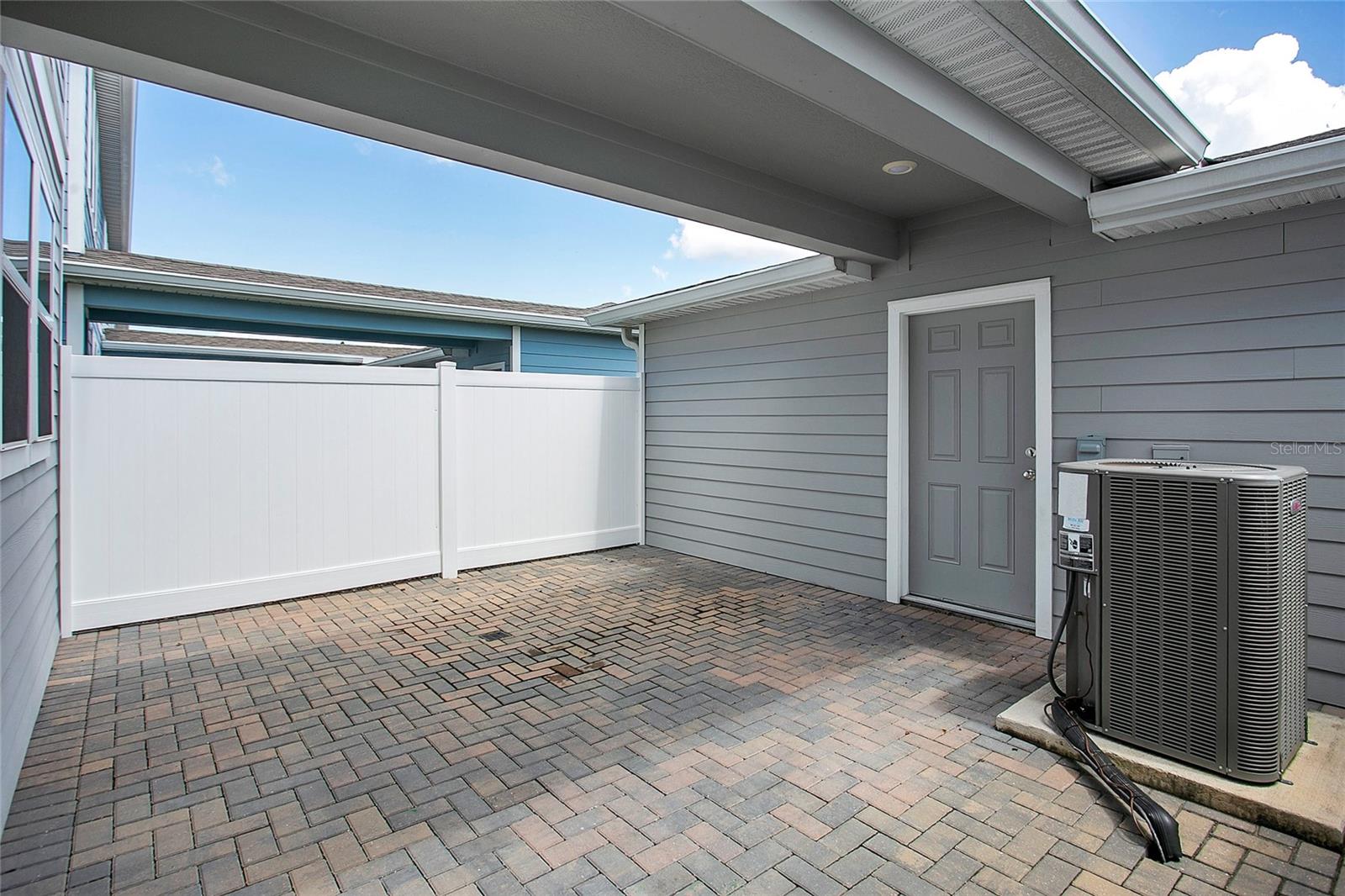 Image 31 of 48 For 14557 Orchid Island Drive