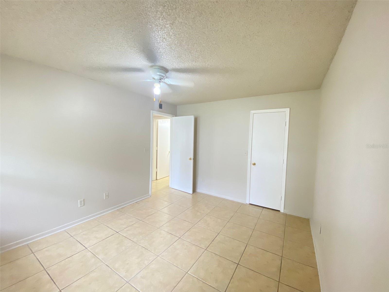 Image 14 of 27 For 6100 Westgate Drive 103