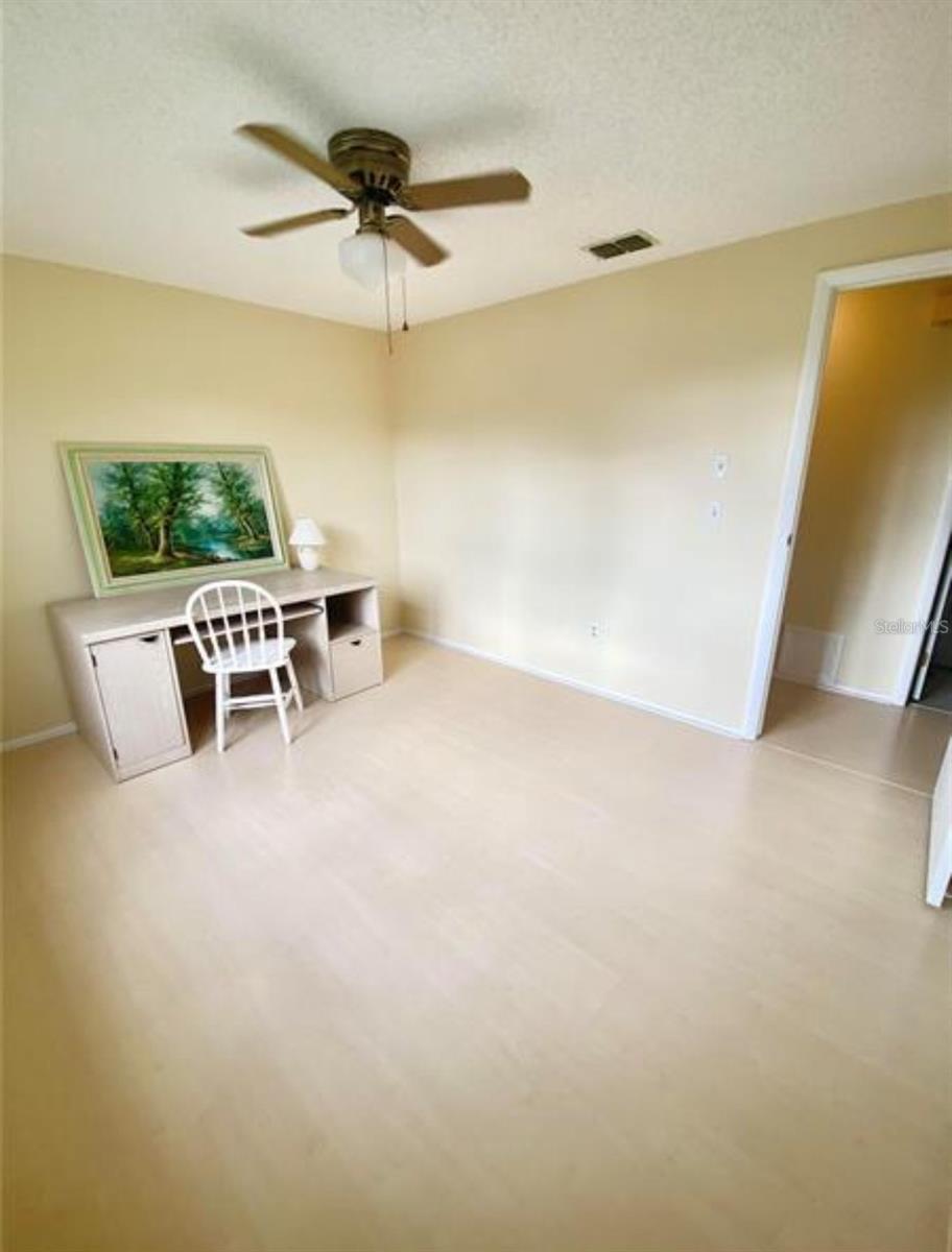 Image 28 of 32 For 122 Loblolly Court H