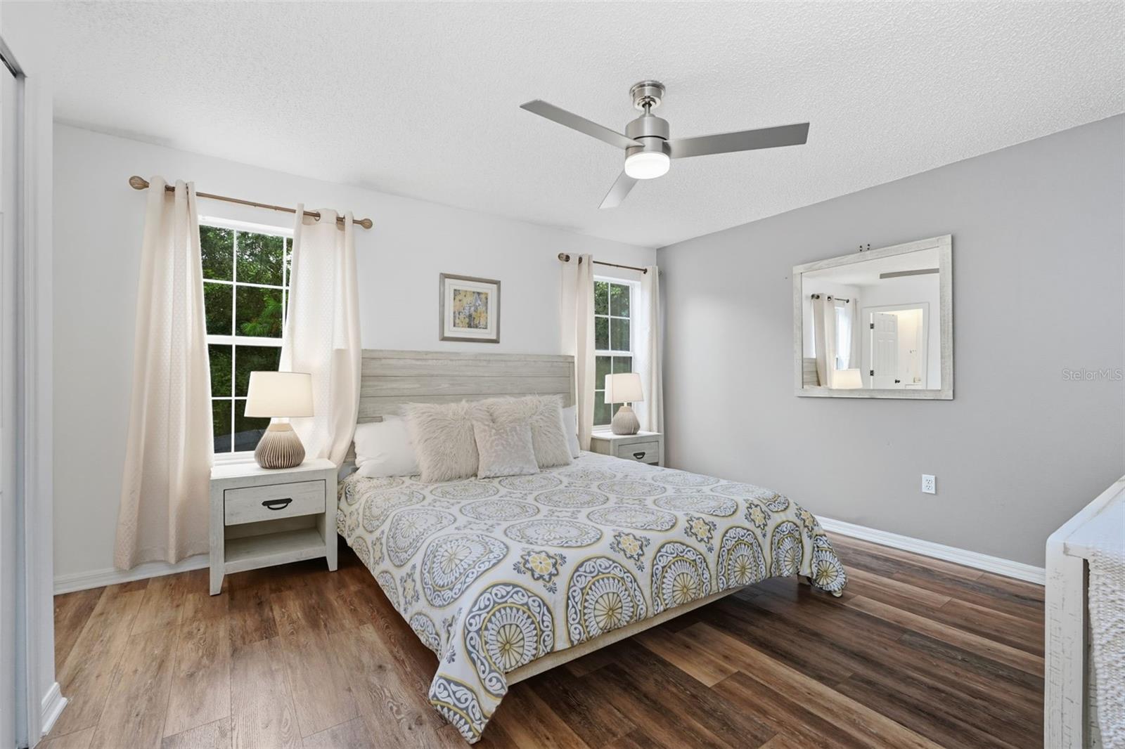 Image 17 of 38 For 4747 Ormond Beach Way