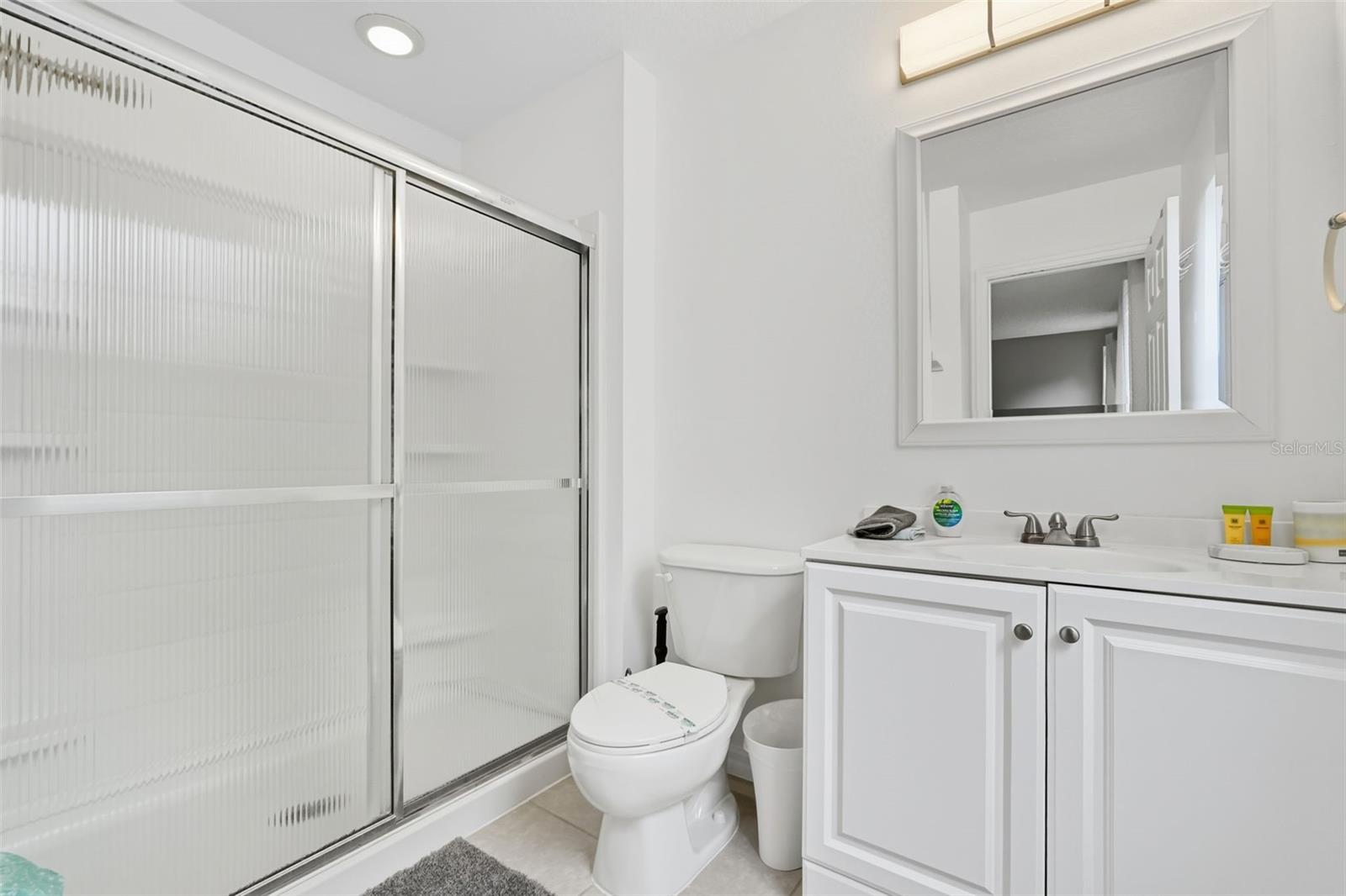 Image 18 of 38 For 4747 Ormond Beach Way