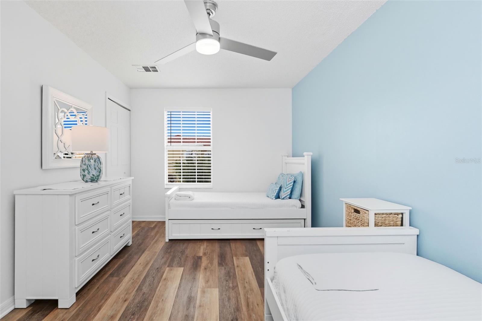 Image 24 of 38 For 4747 Ormond Beach Way