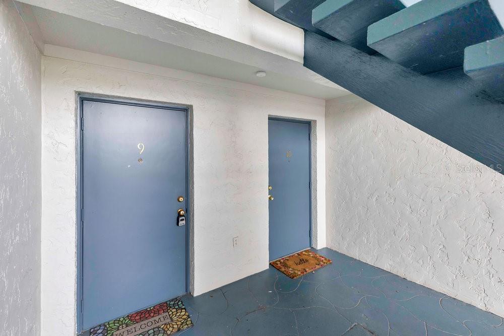 Image 26 of 28 For 1024 Plantation Drive B9