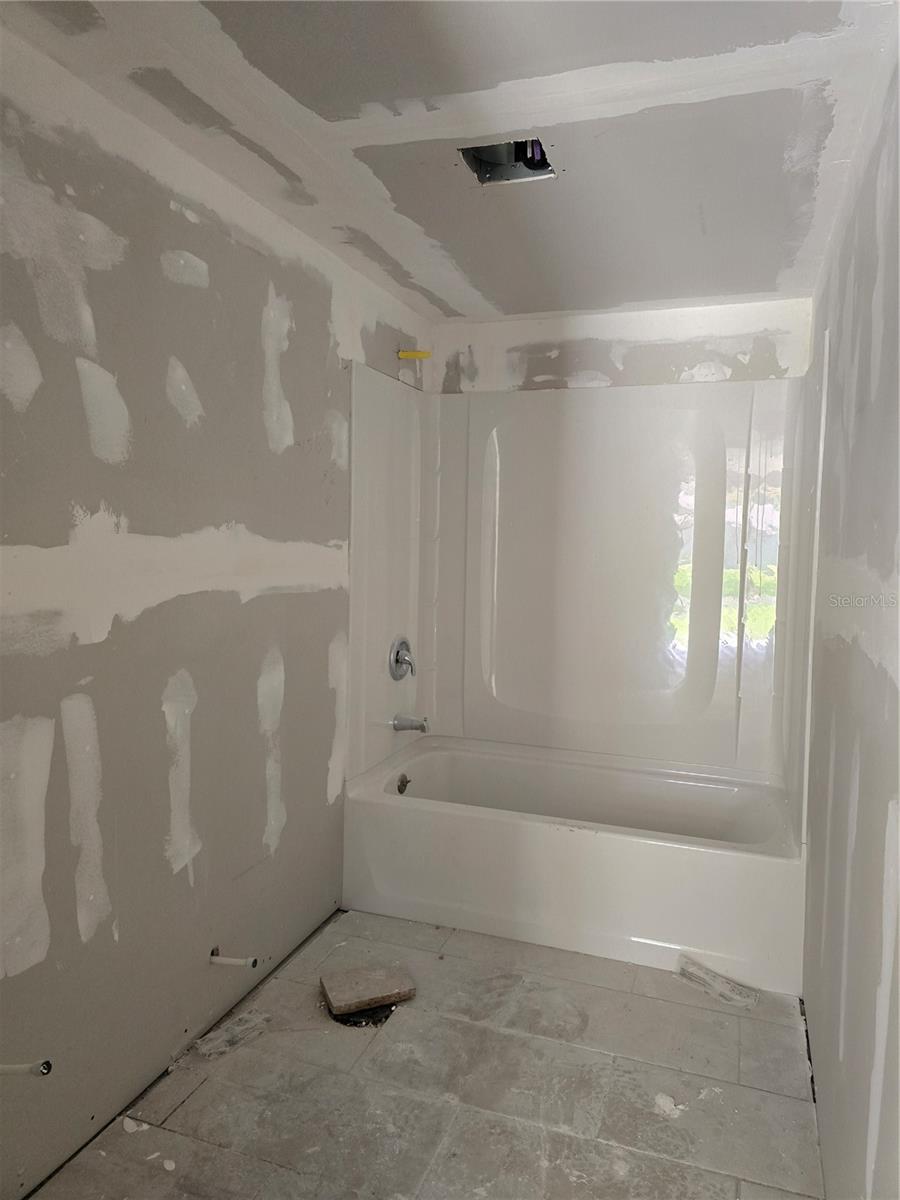 Image 26 of 28 For 7252 Dianne Drive