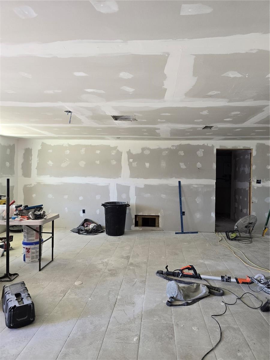 Image 27 of 28 For 7252 Dianne Drive