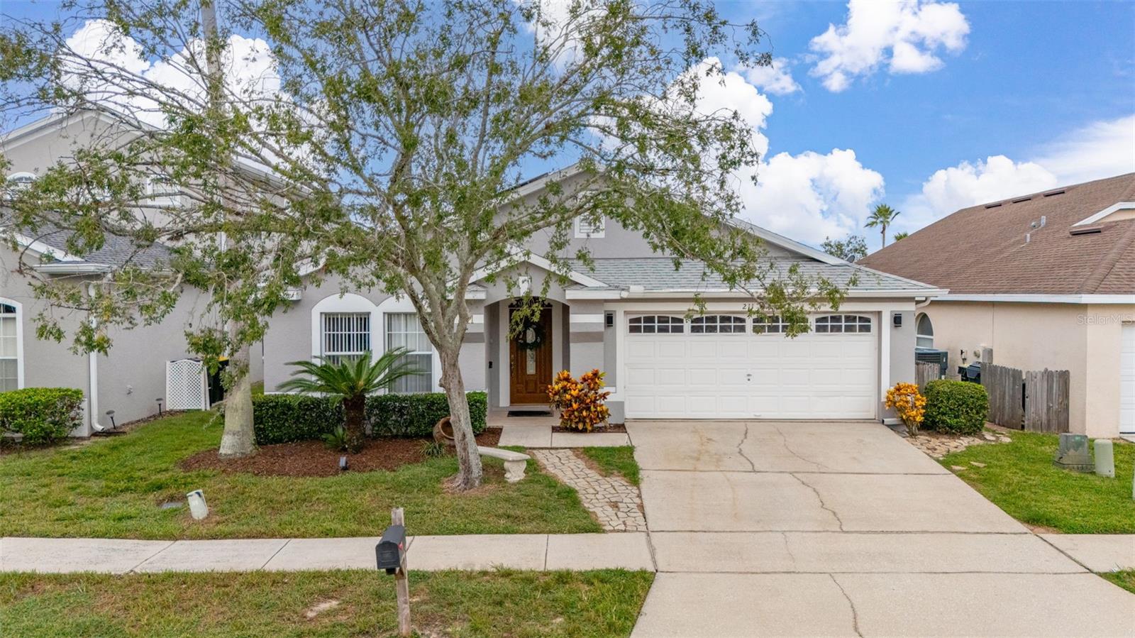 Details for 211 Lockbreeze Drive, DAVENPORT, FL 33897