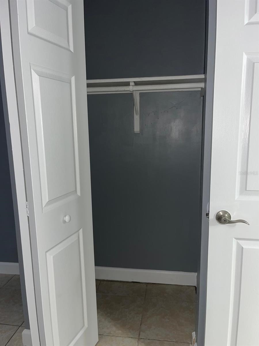 Image 18 of 23 For 4527 Lakeway Drive 3701