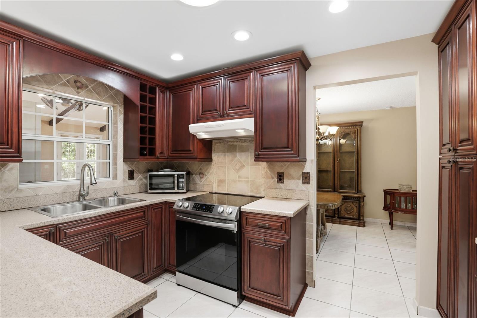 Image 14 of 48 For 2025 Westfall Drive
