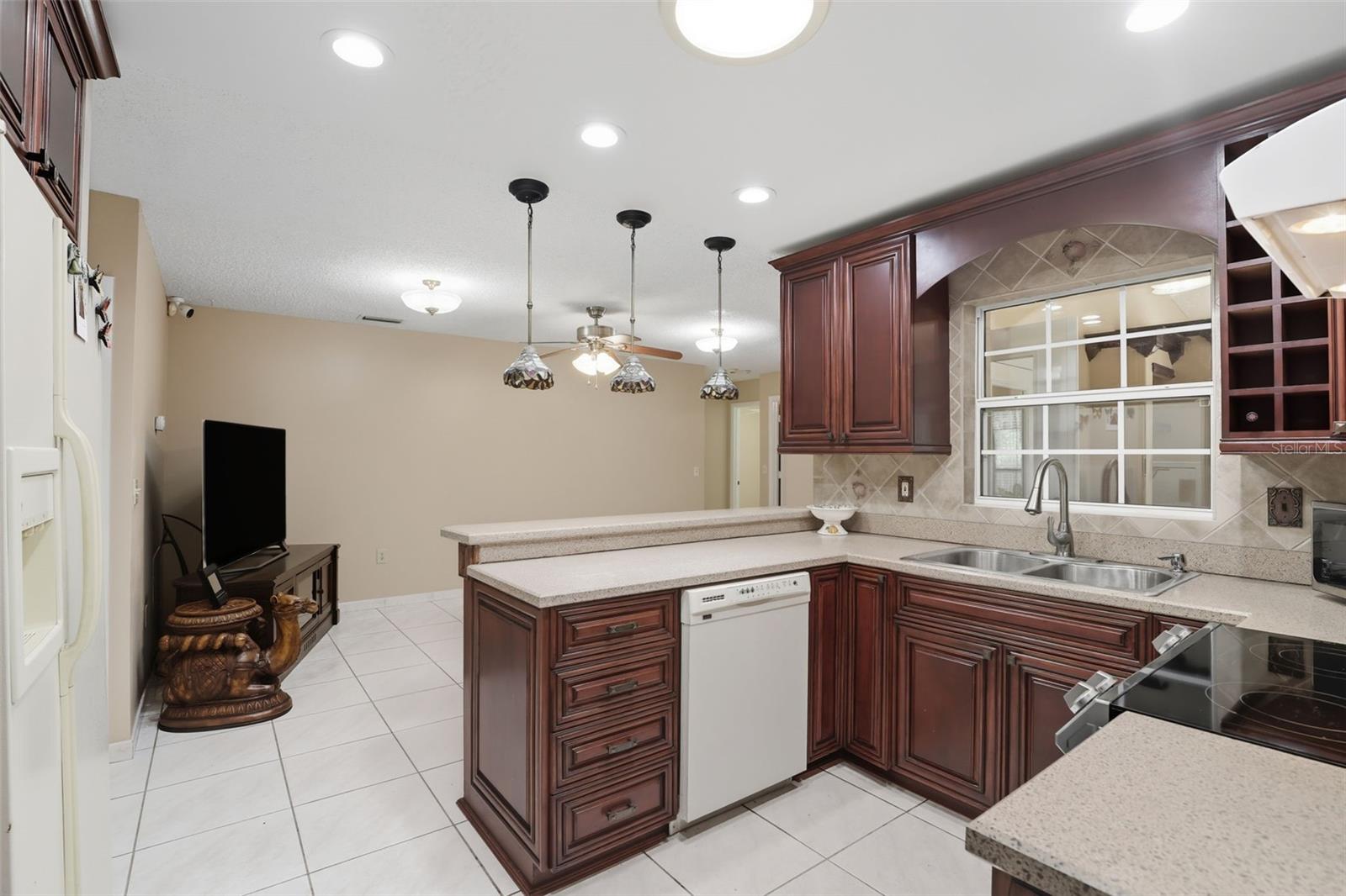 Image 16 of 48 For 2025 Westfall Drive
