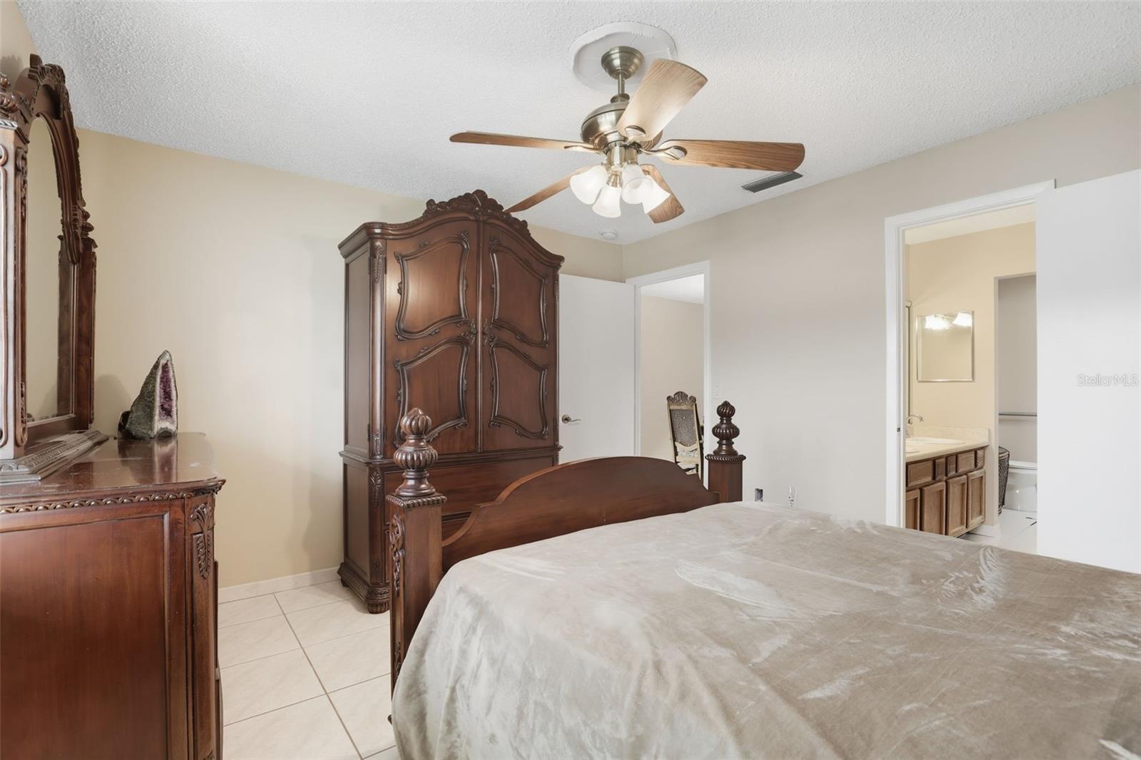 Image 22 of 48 For 2025 Westfall Drive