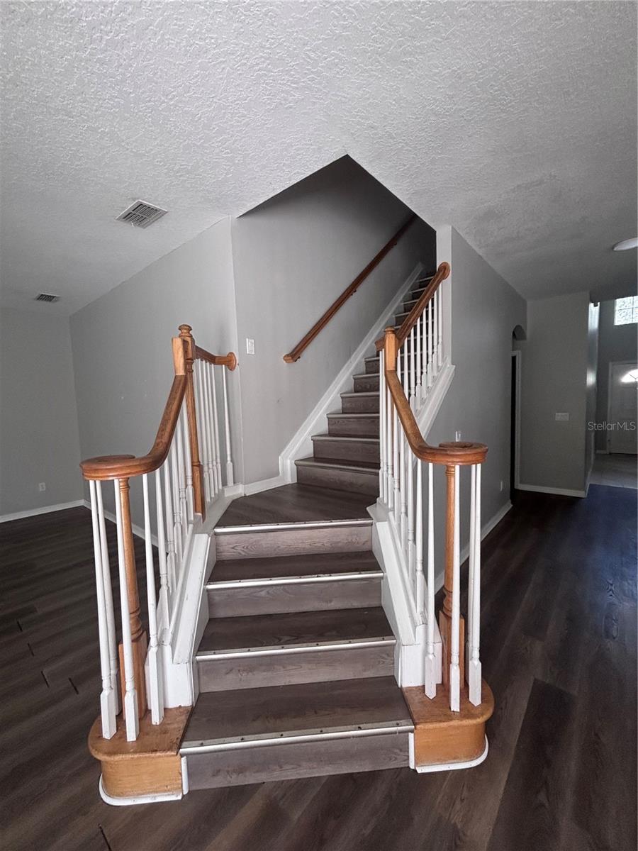 Image 6 of 17 For 131 Bonville Drive