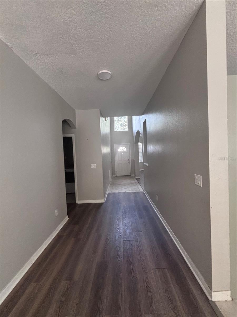 Image 7 of 17 For 131 Bonville Drive
