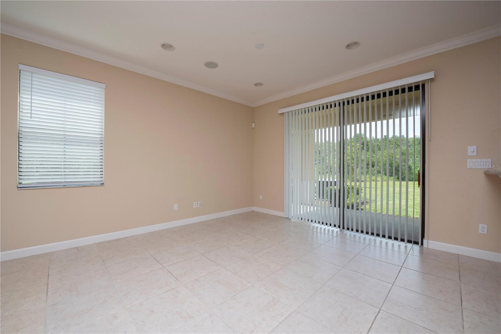 Image 12 of 39 For 1467 Portofino Meadows Boulevard