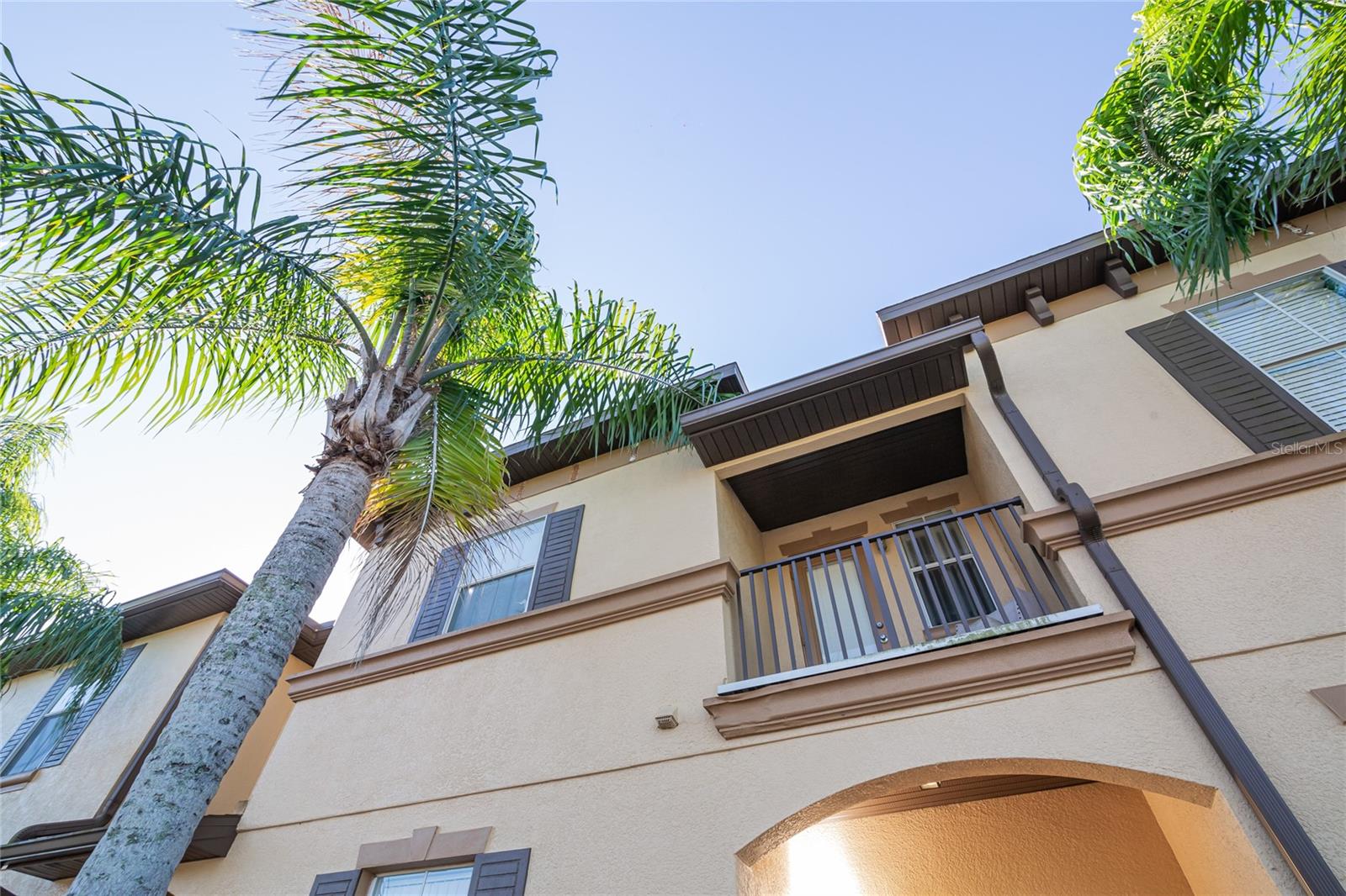 Image 4 of 56 For 733 Calabria Avenue