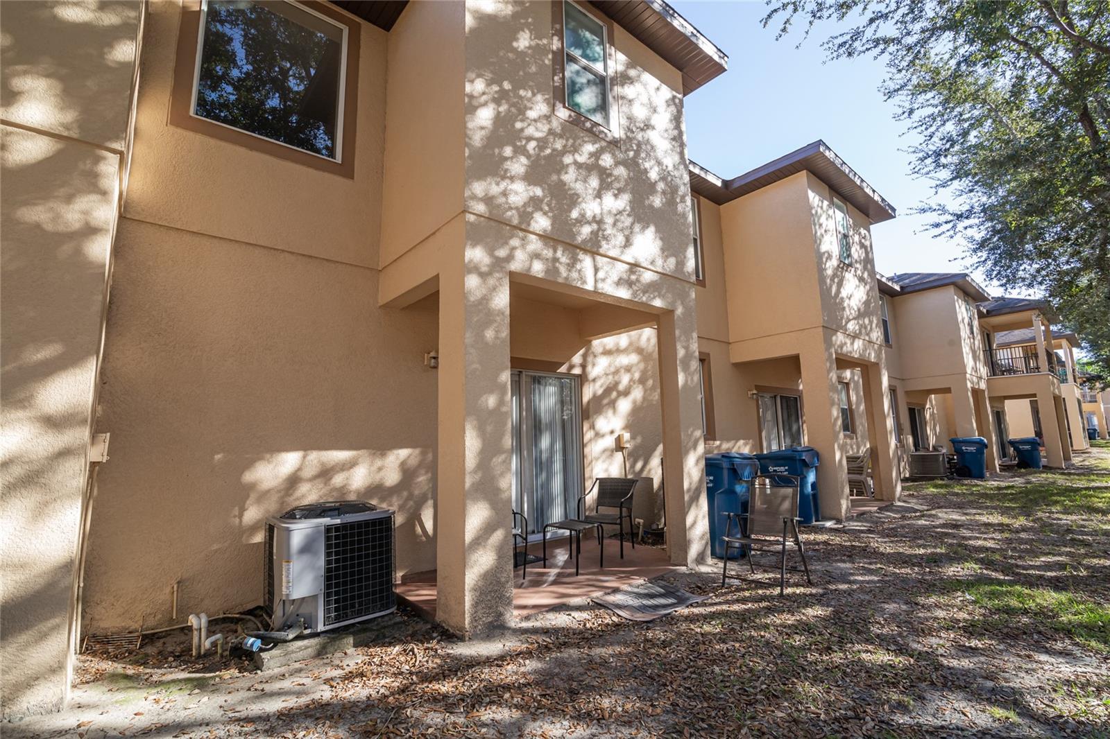 Image 48 of 56 For 733 Calabria Avenue