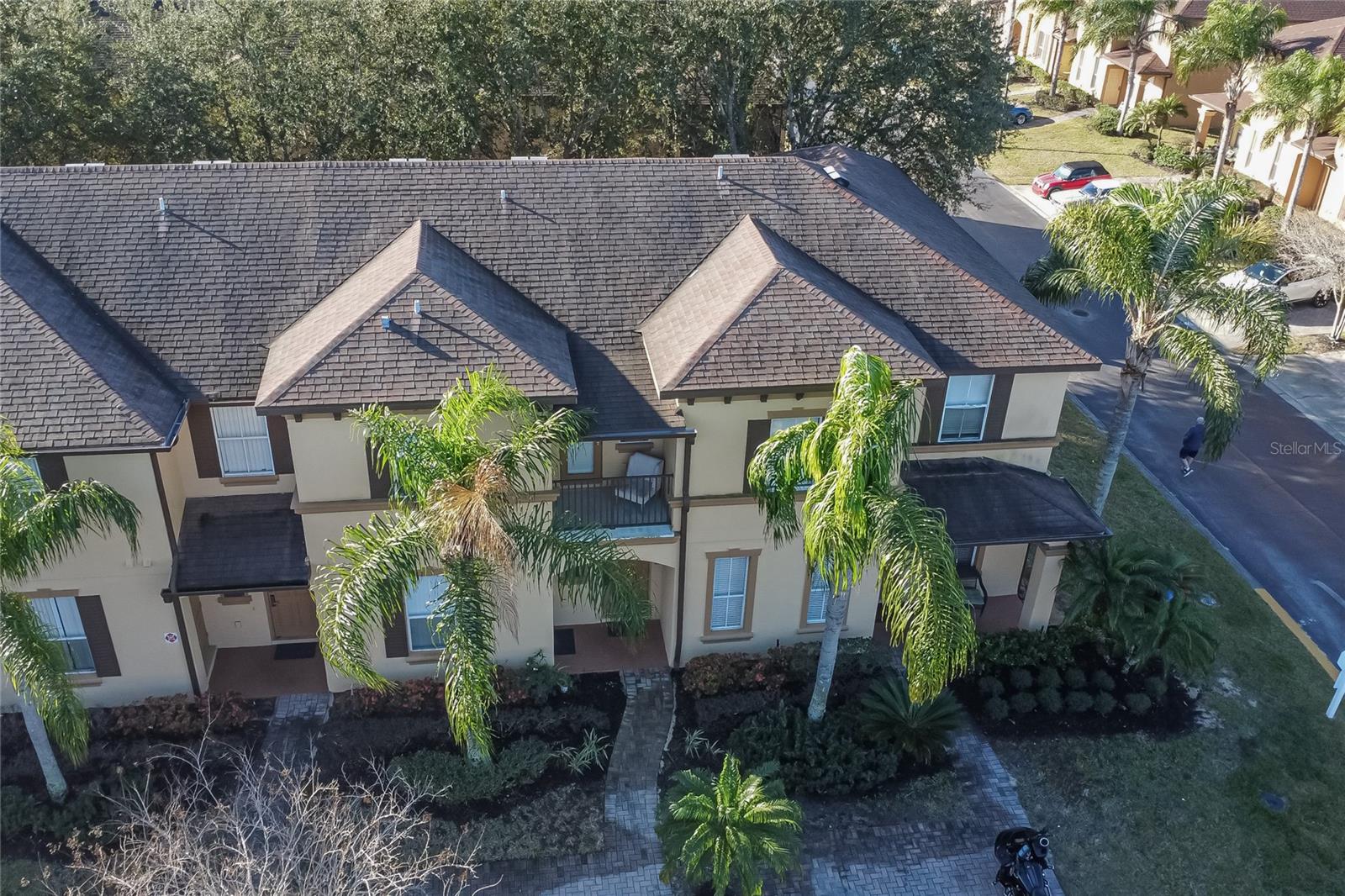 Image 51 of 56 For 733 Calabria Avenue