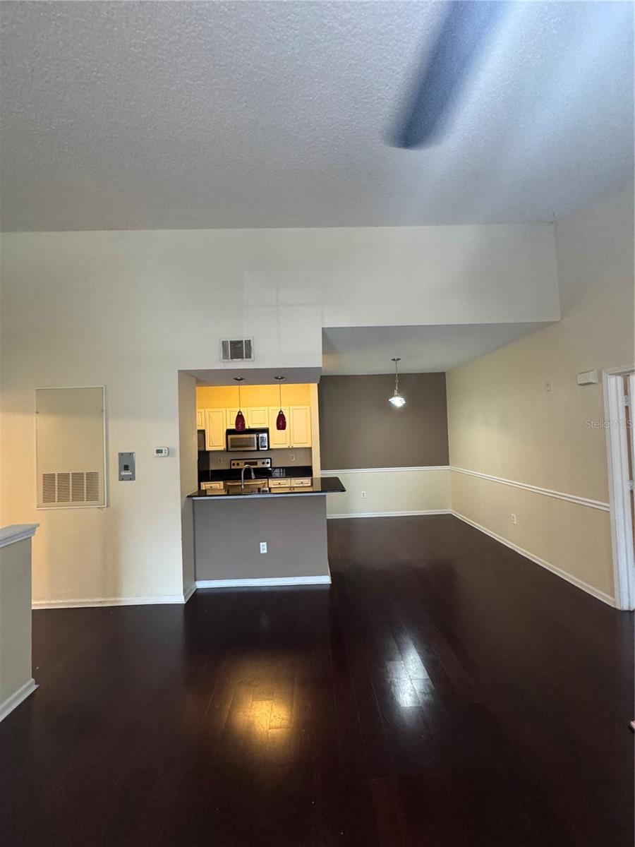 Image 12 of 21 For 14214 Fredricksburg Drive 102