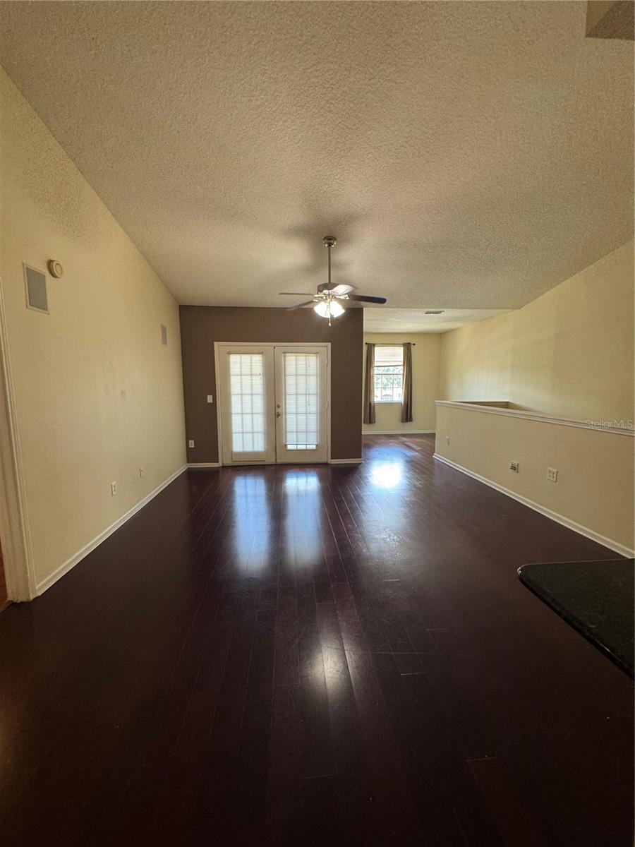 Image 16 of 21 For 14214 Fredricksburg Drive 102
