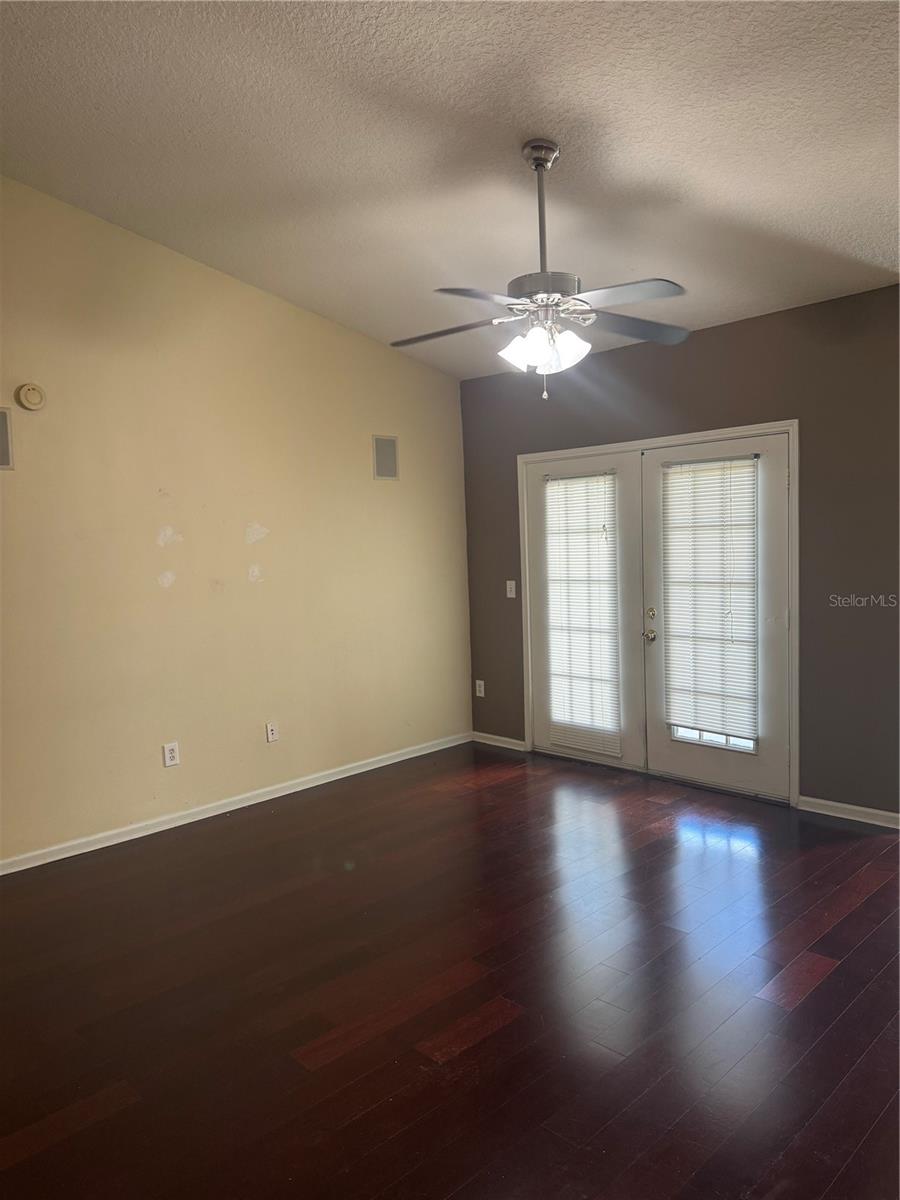 Image 5 of 21 For 14214 Fredricksburg Drive 102
