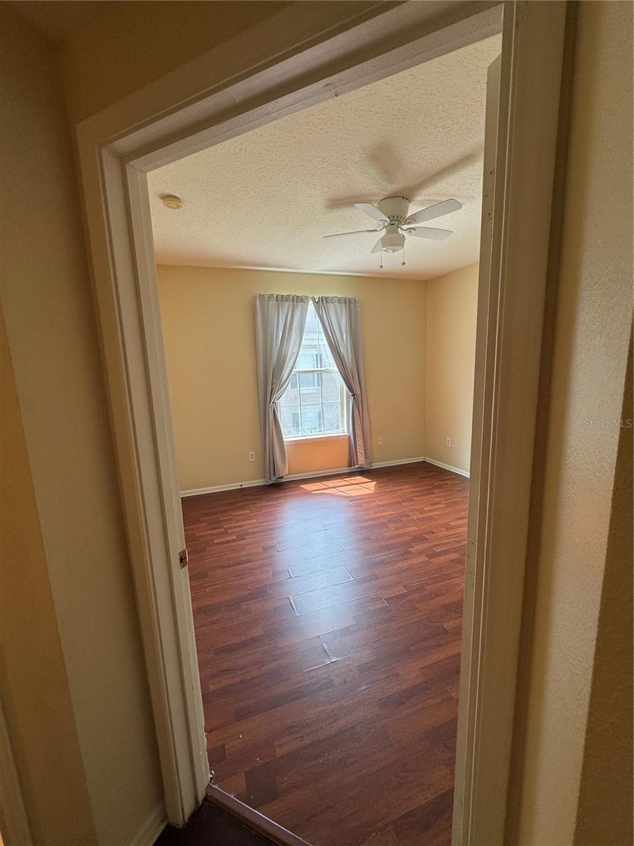 Image 7 of 21 For 14214 Fredricksburg Drive 102