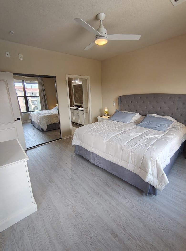Image 13 of 22 For 912 Charo Parkway 233