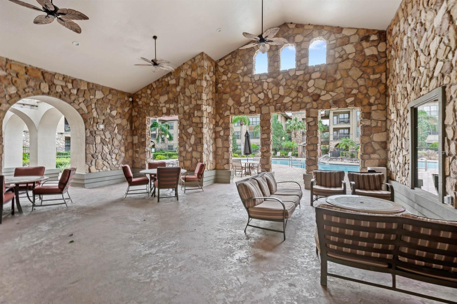 Image 19 of 22 For 912 Charo Parkway 233