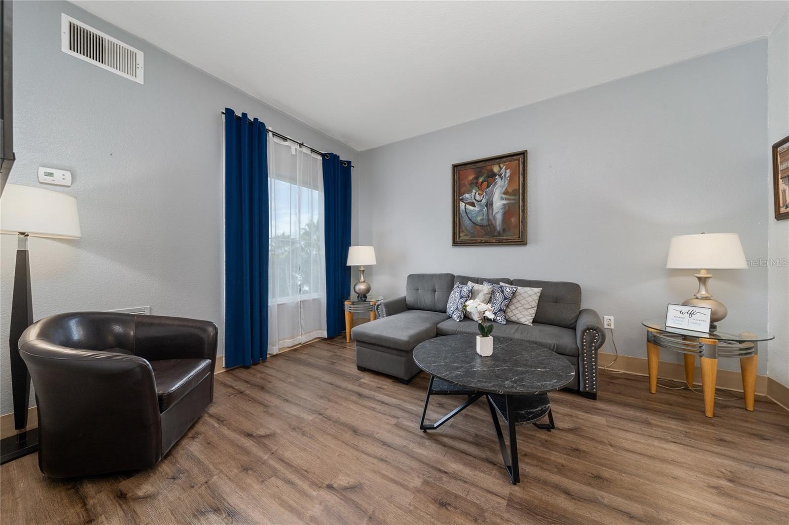 Image 4 of 26 For 8303 Palm Parkway 401