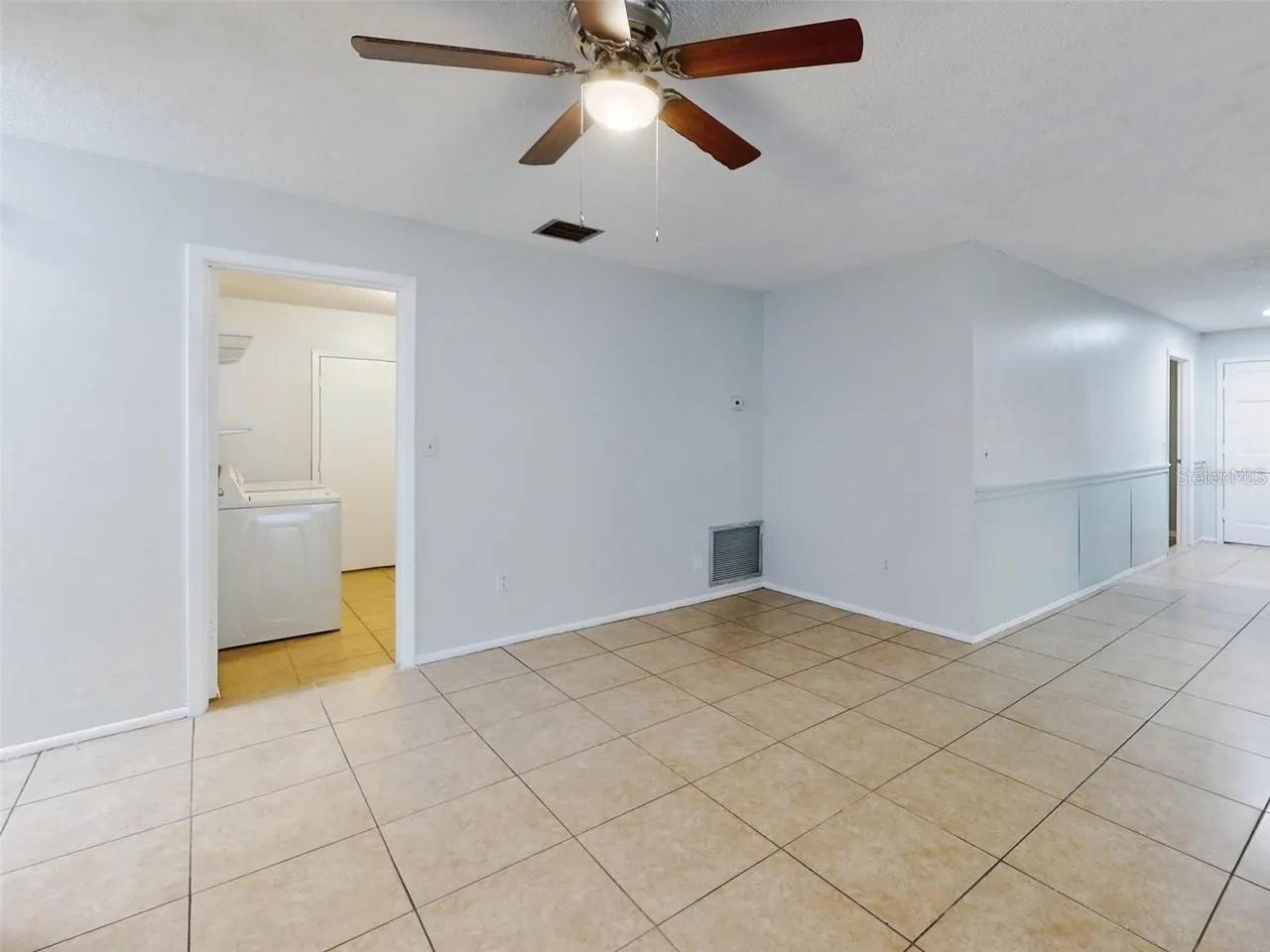Image 19 of 46 For 1836 Plumtree Dr