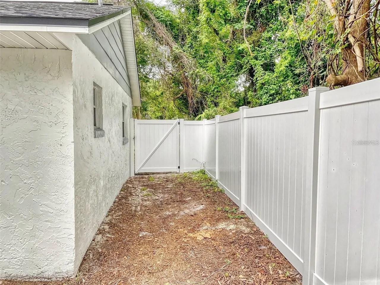 Image 43 of 46 For 1836 Plumtree Dr
