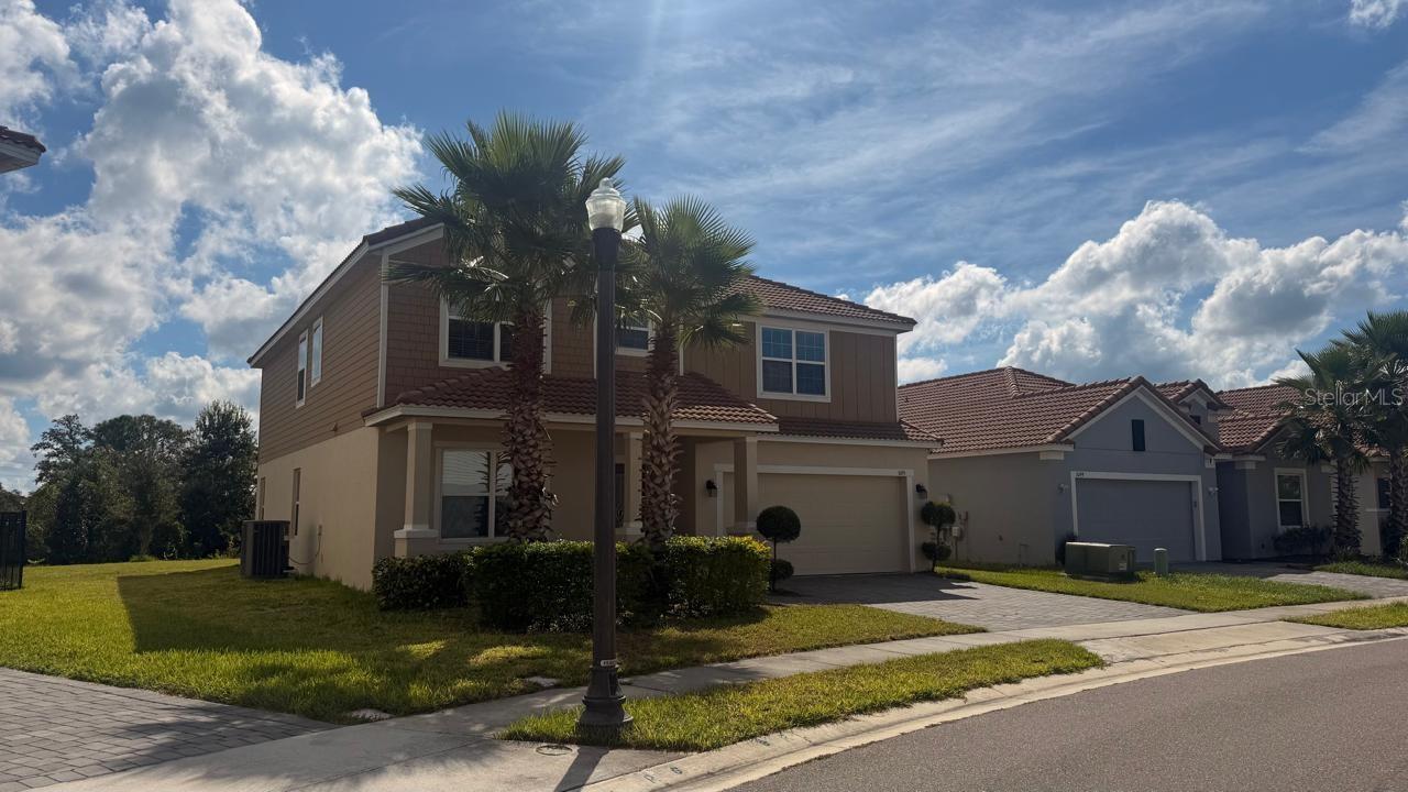 Image 2 of 2 For 1095 Oak Bluff Drive