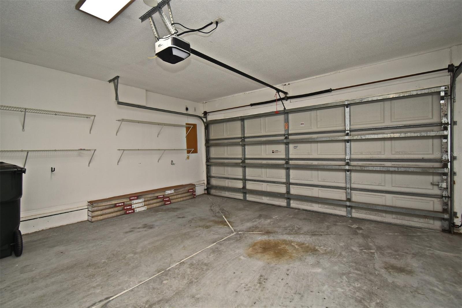 Image 33 of 37 For 802 Rosa Street