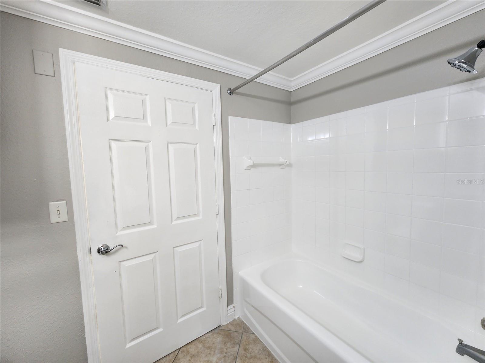 Image 11 of 27 For 5550 P G A Boulevard 5112