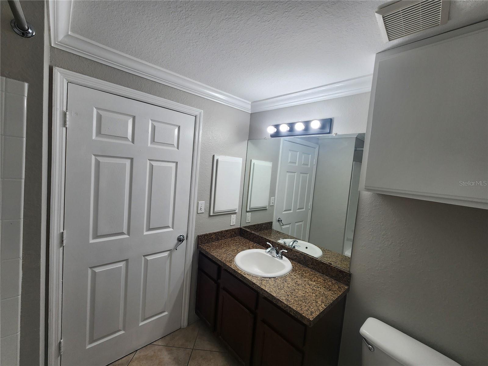 Image 19 of 27 For 5550 P G A Boulevard 5112