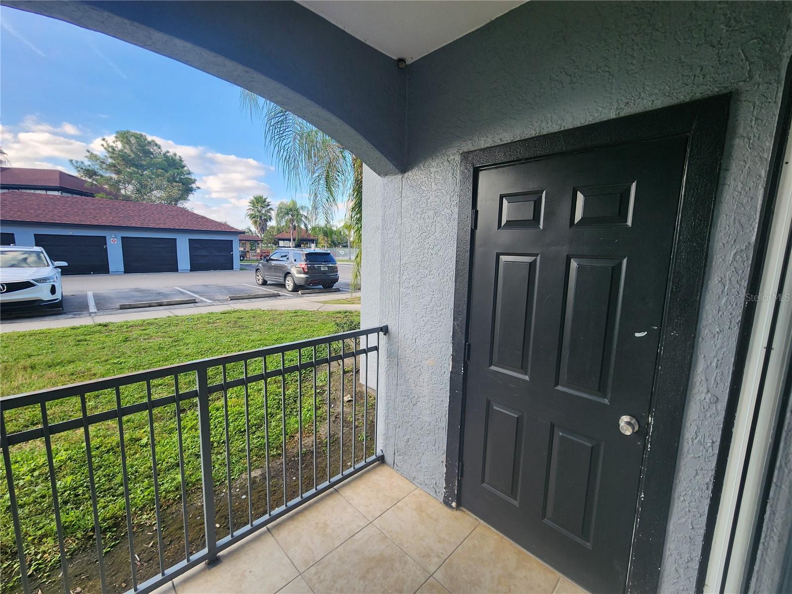 Image 23 of 27 For 5550 P G A Boulevard 5112