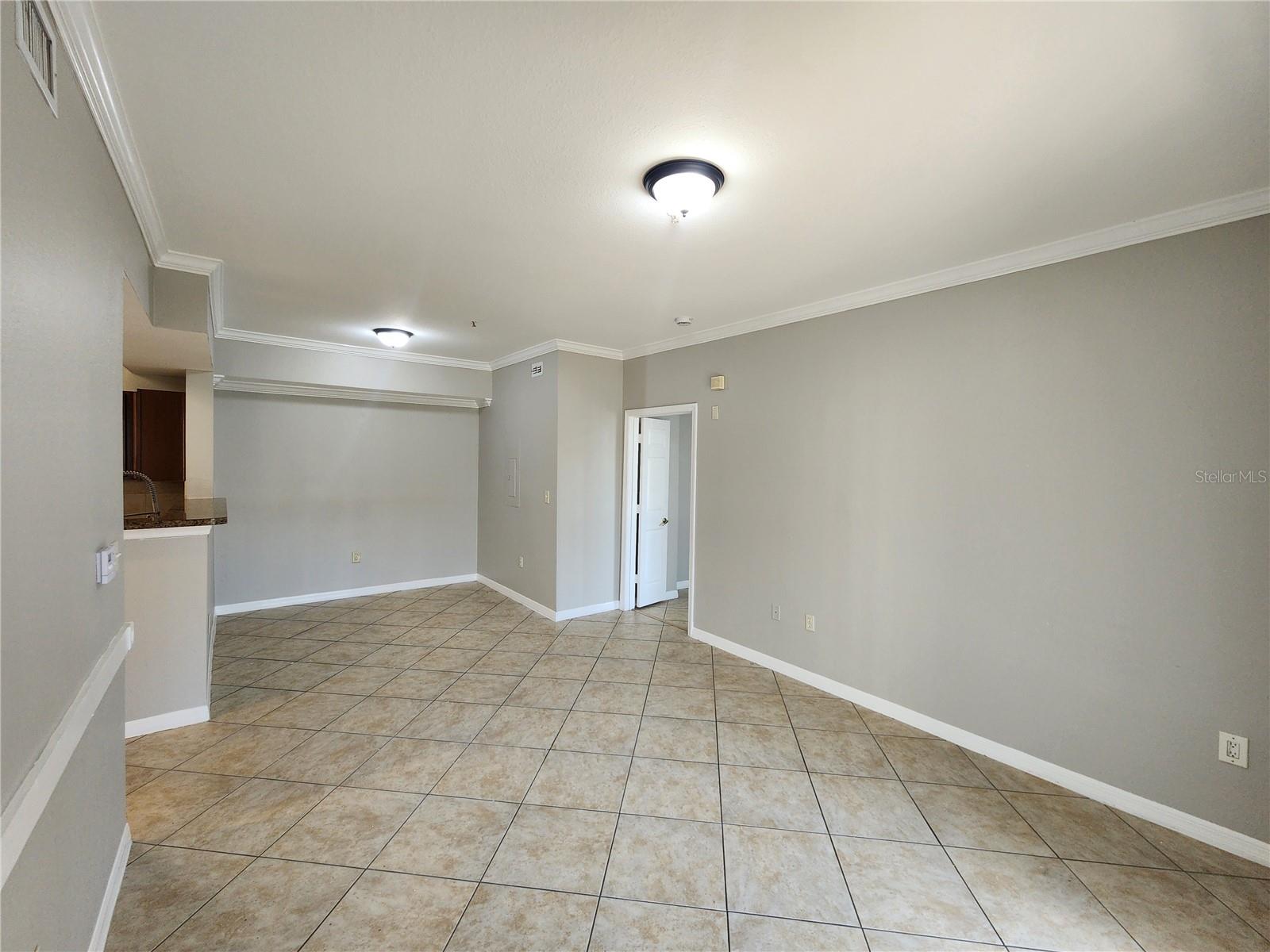 Image 4 of 27 For 5550 P G A Boulevard 5112