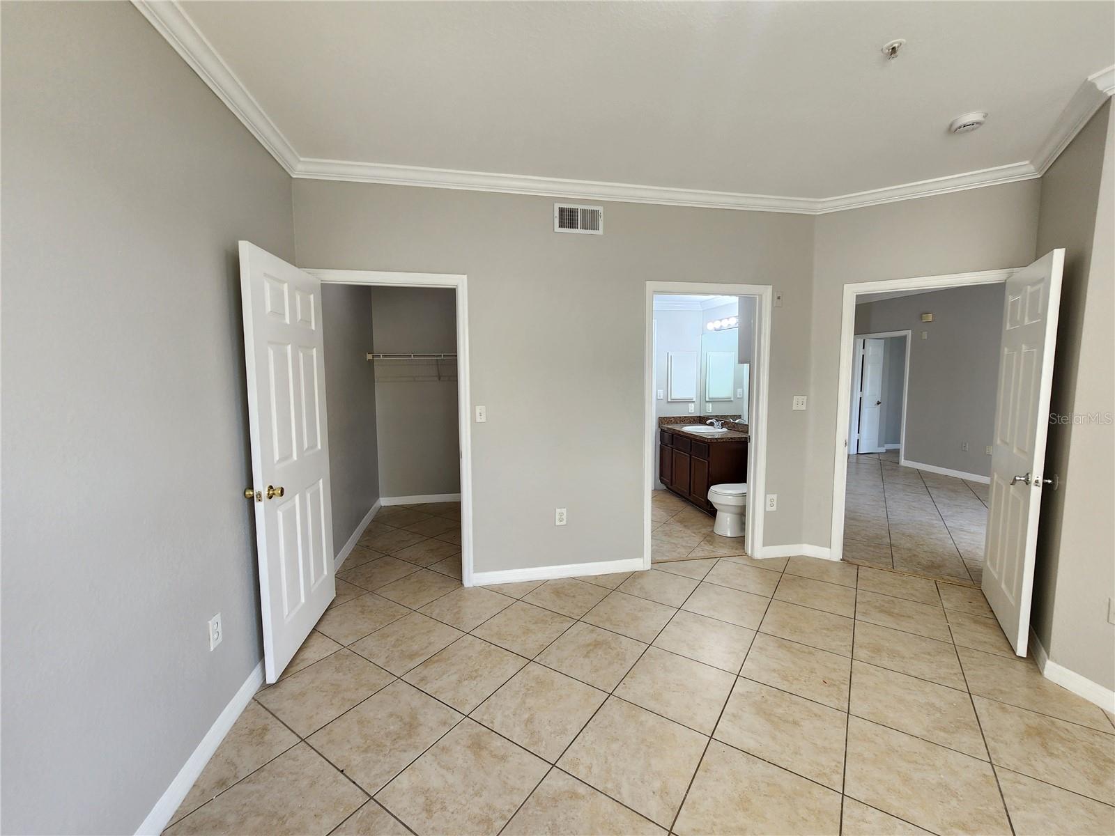 Image 7 of 27 For 5550 P G A Boulevard 5112