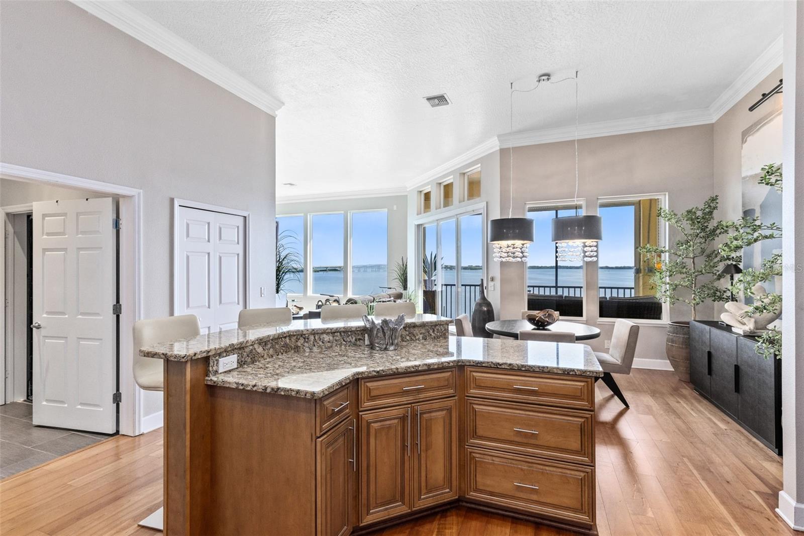 Image 24 of 38 For 2636 Indian River Drive