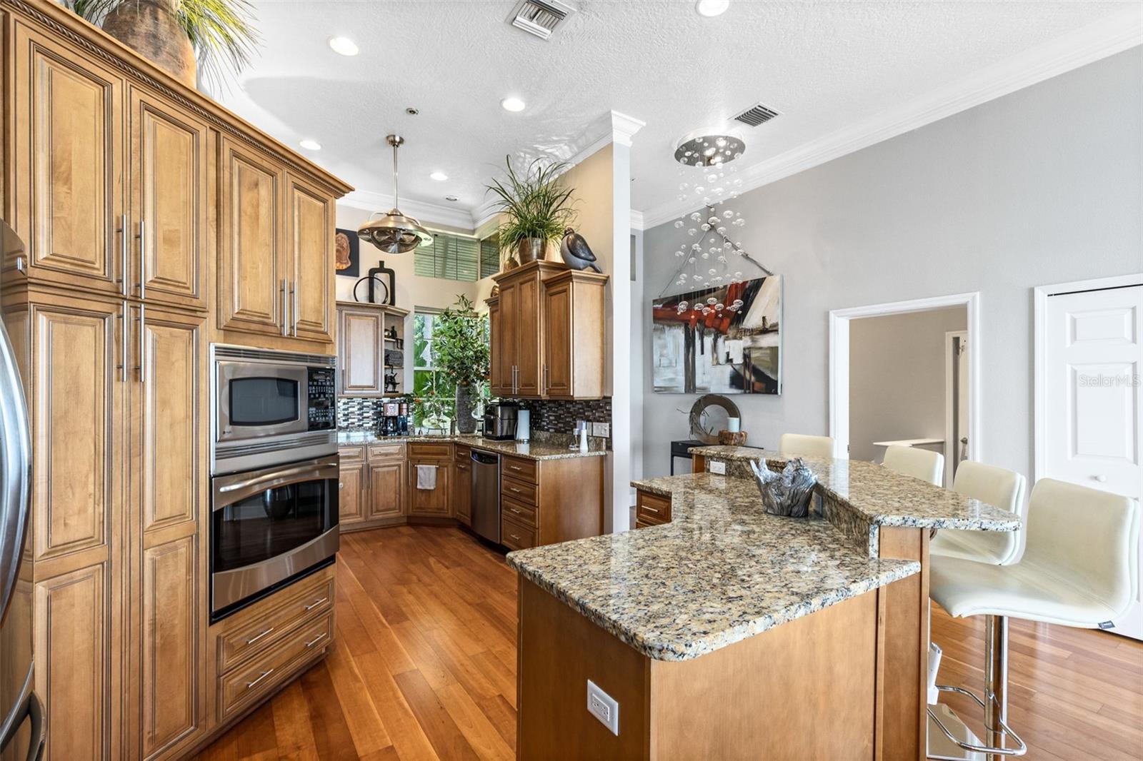 Image 6 of 38 For 2636 Indian River Drive