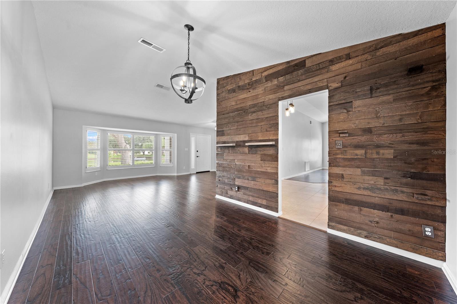 Image 25 of 69 For 3509 Molona Drive