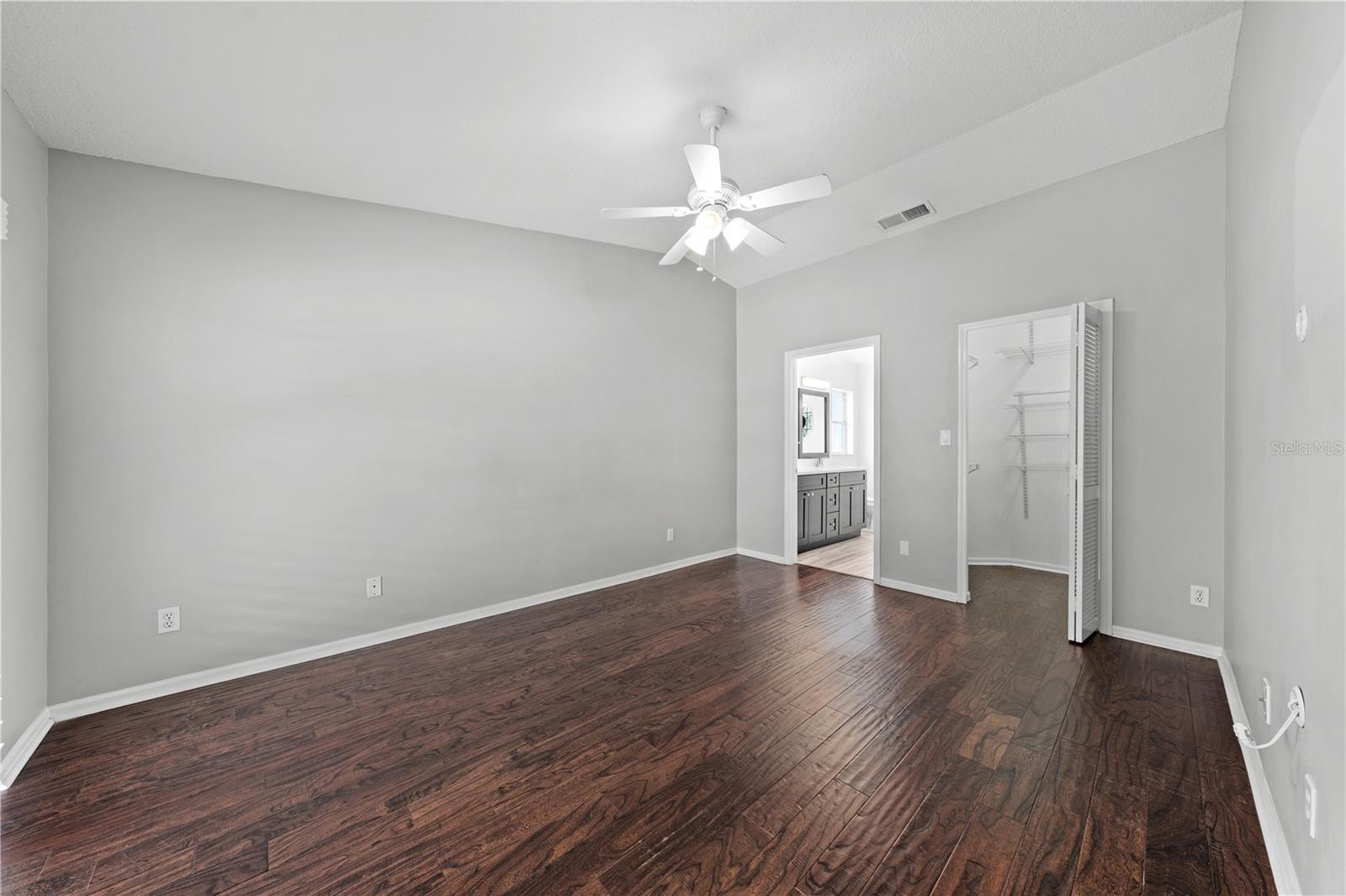 Image 31 of 69 For 3509 Molona Drive